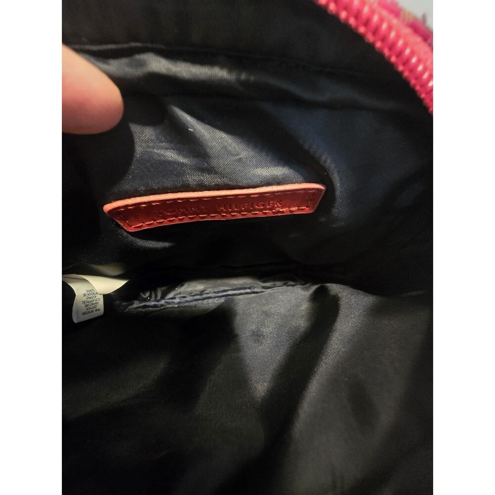 TOMMY HILFIGER SIGNATURE TH LOGO PRINT PINK JACQUARD CANTEEN CROSSBODY PURSE Y2K - Picture 6 of 9
